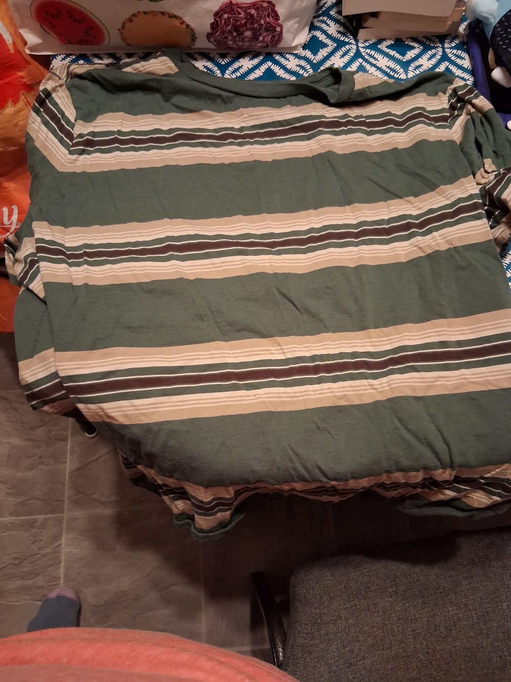 Old Navy Green and Cream Striped Short Sleeve Tee